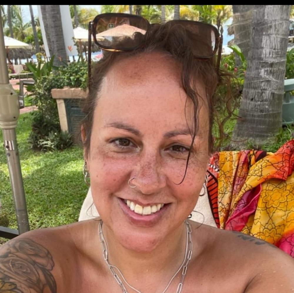 Meet your Posher, Tifani